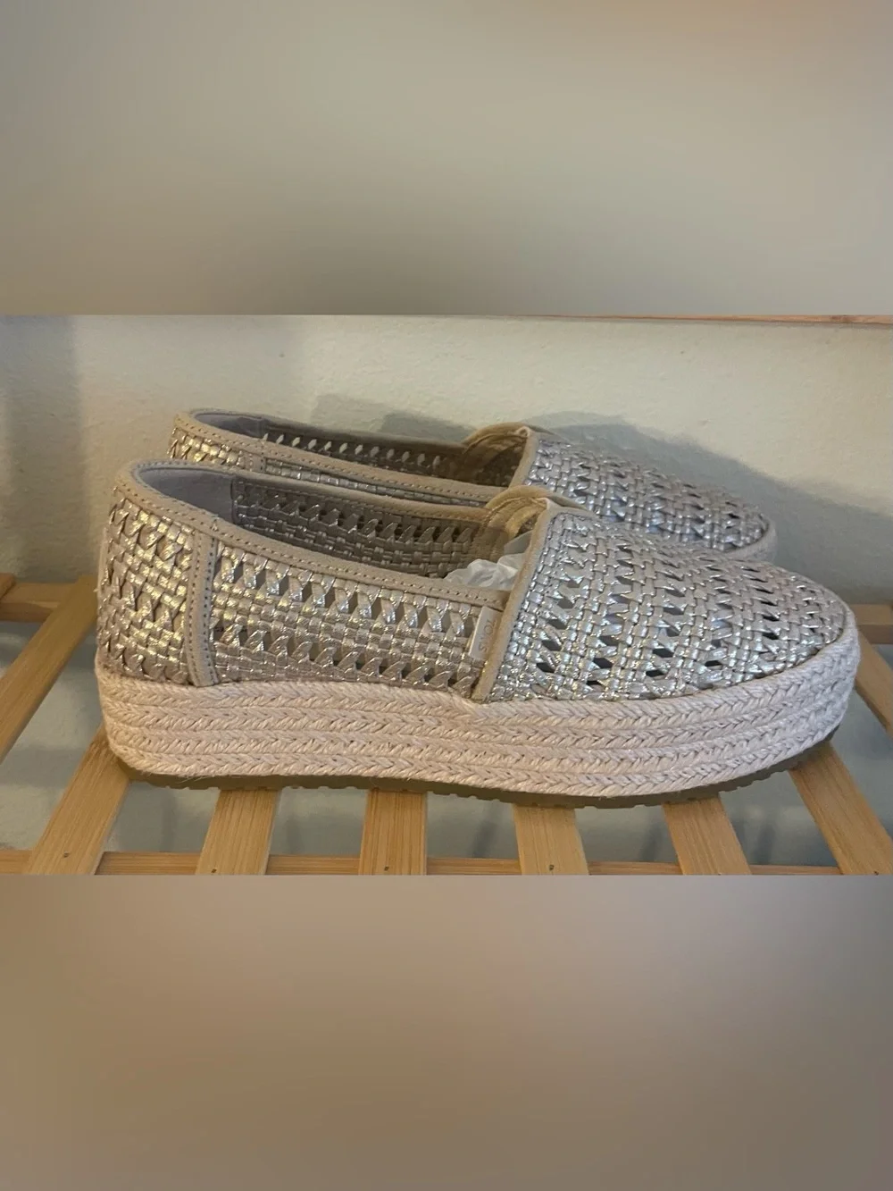 NEW…TOMS Valencia Platform Espadrille